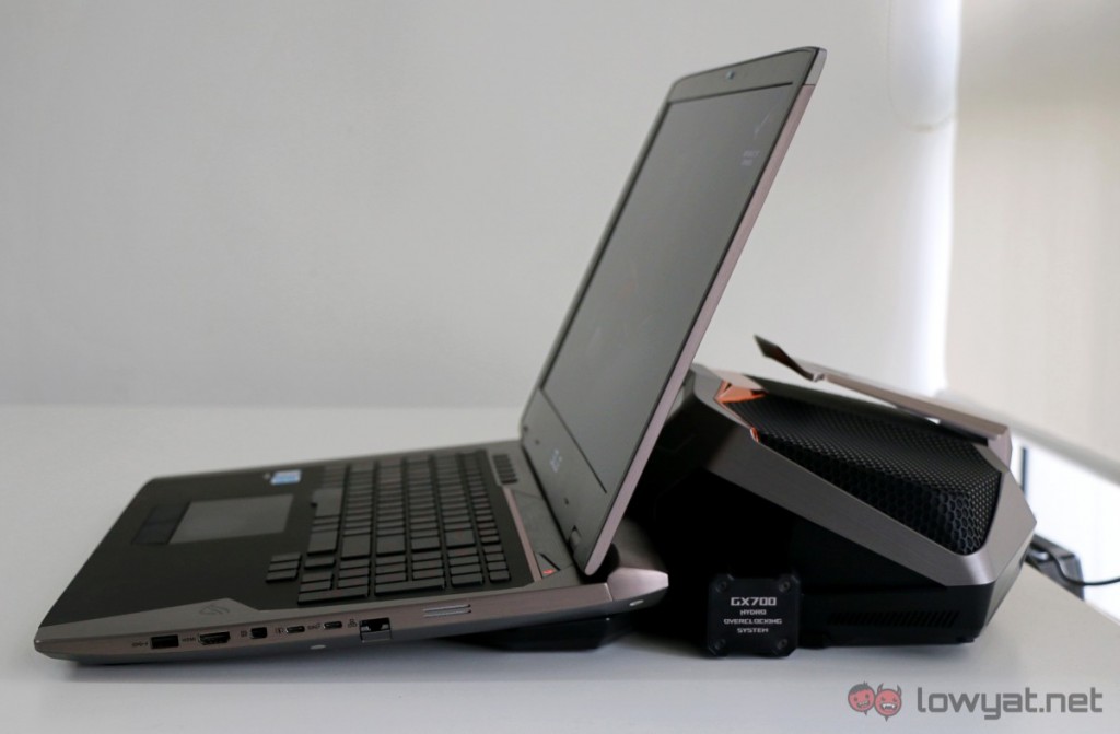 Asus-GX700-Liquid-Cooled-Gaming-Laptop-Review-35