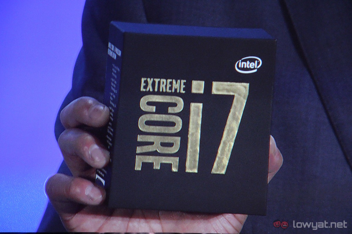 Intel-Core-i7-6950X-Extreme-Edition-02