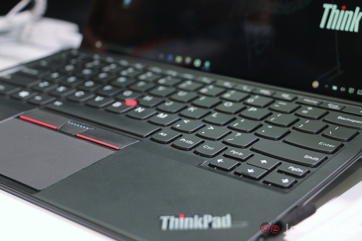 lenovo-thinkpad-x1-tablet-2016-3
