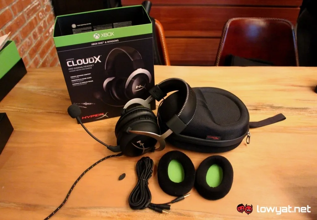 Computex 2016 Kingston HyperX CloudX Pro Gaming Headset 02