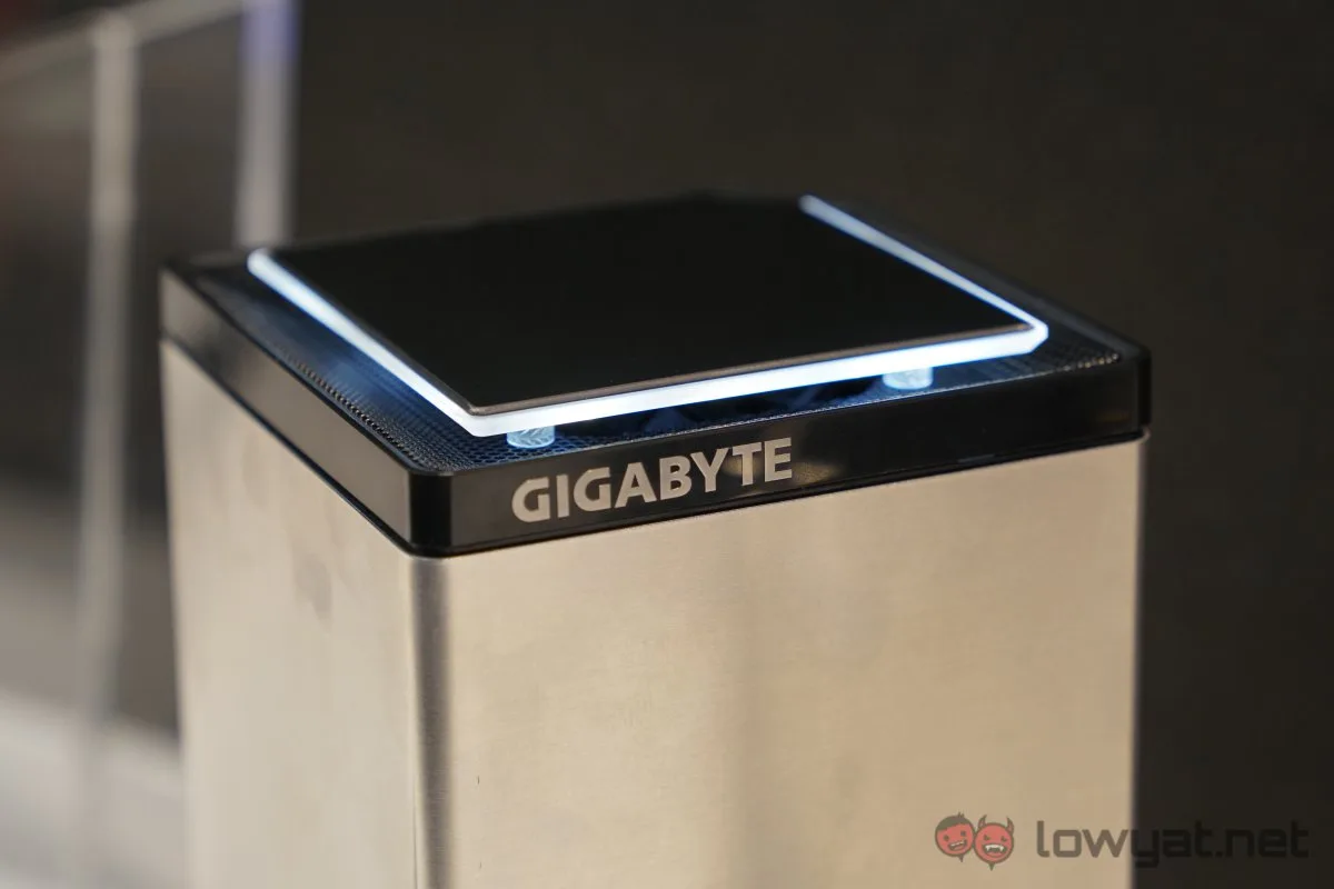 Gigabyte-Brix-UHD-02