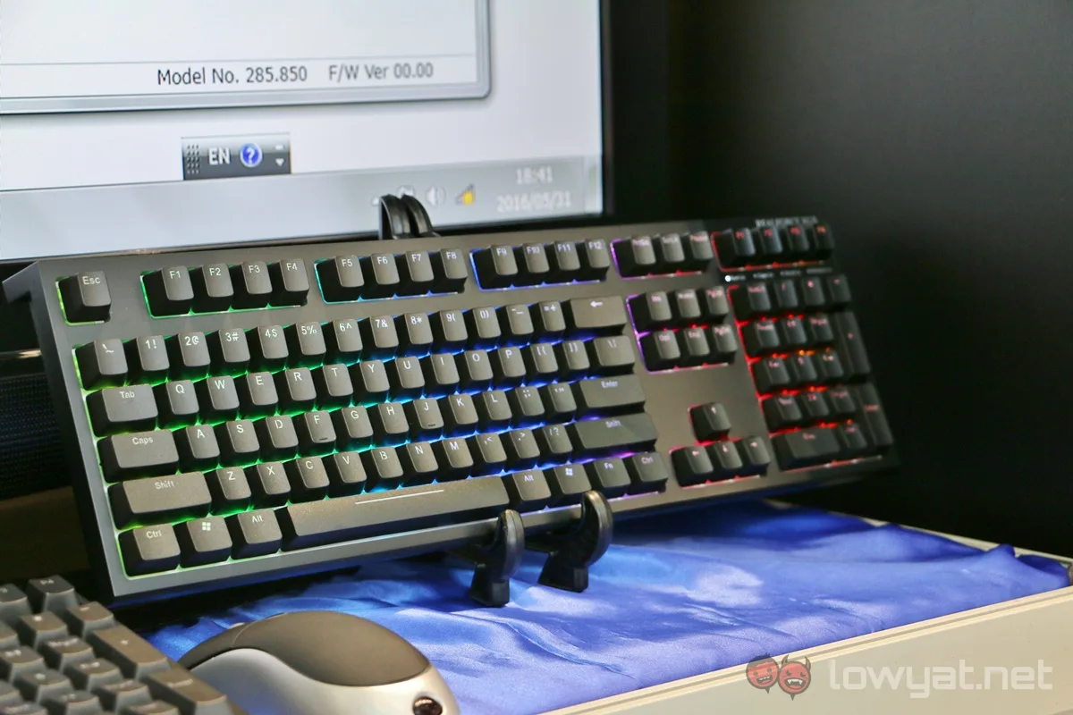 topre-realforce-rgb-1