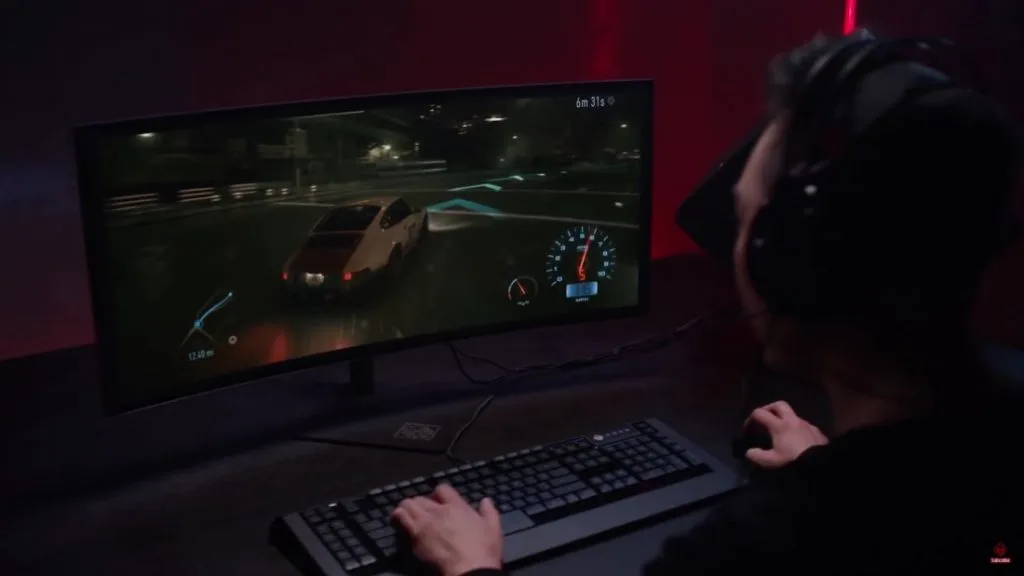HP Omen Curved Monitor