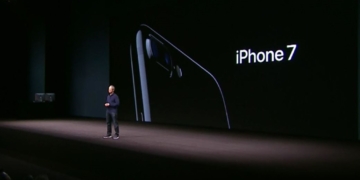 Apple iPhone 7 77