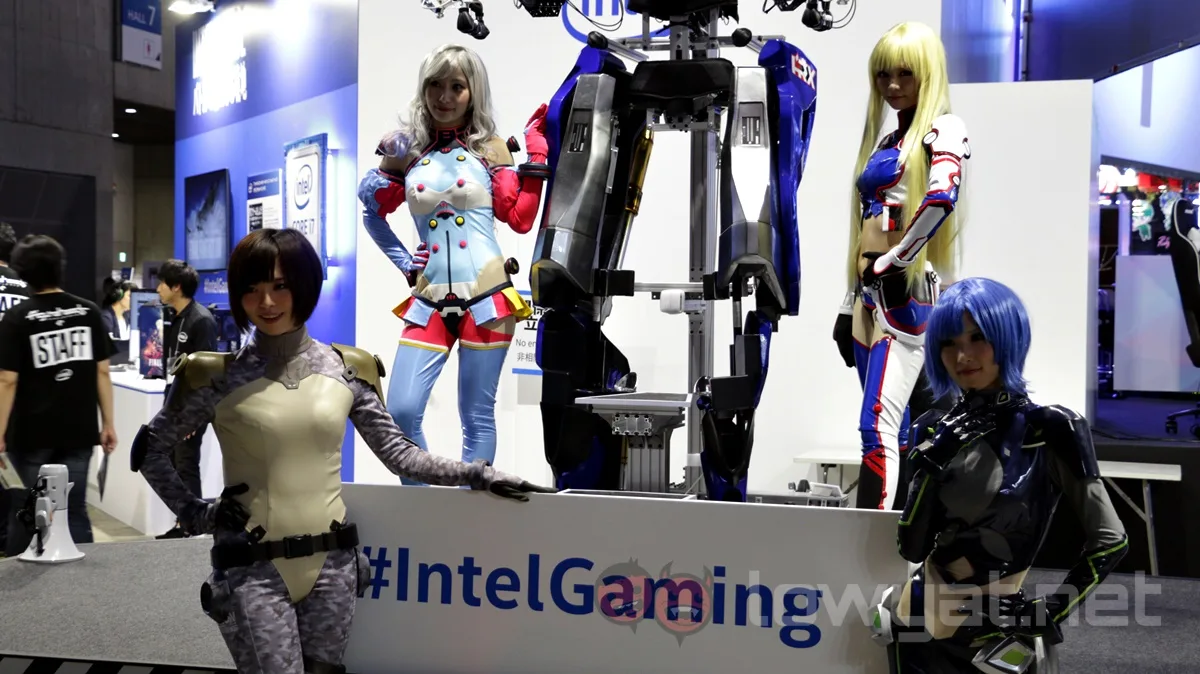 Intel Mecha Booth Babe TGS 2016