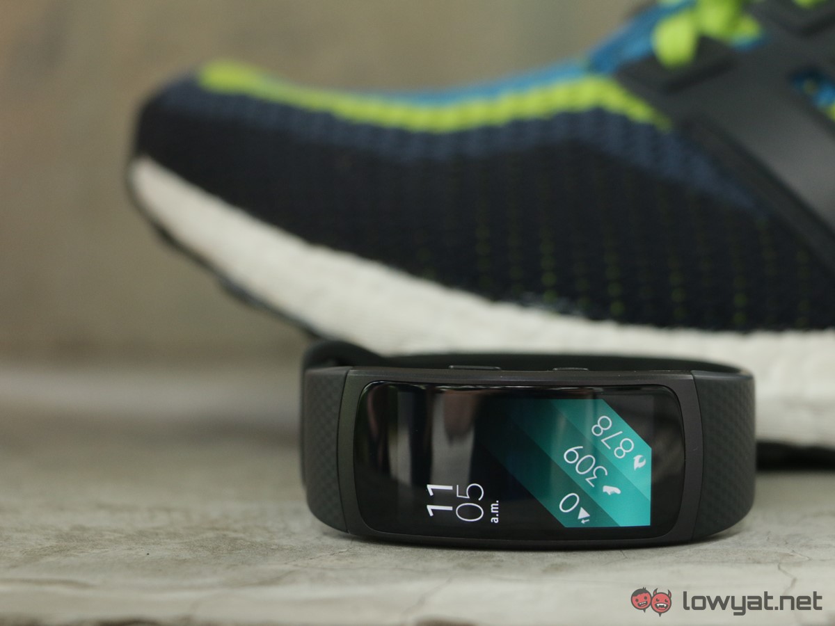 Samsung-GearFit-2-Lightning-Review-IMG_6612