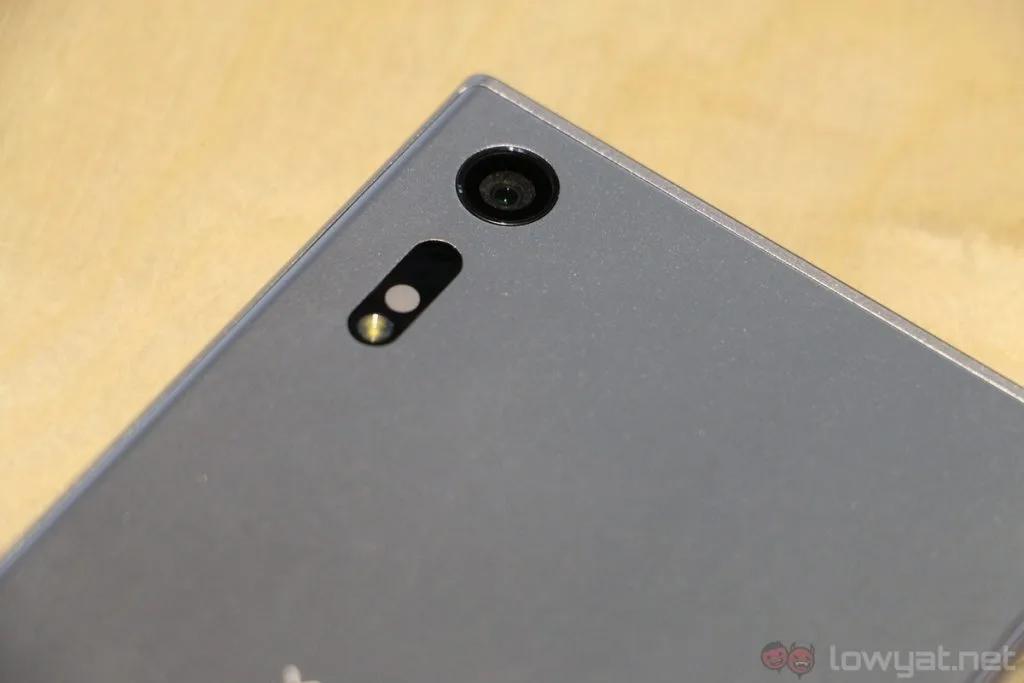sony-xperia-xz-hands-on-5
