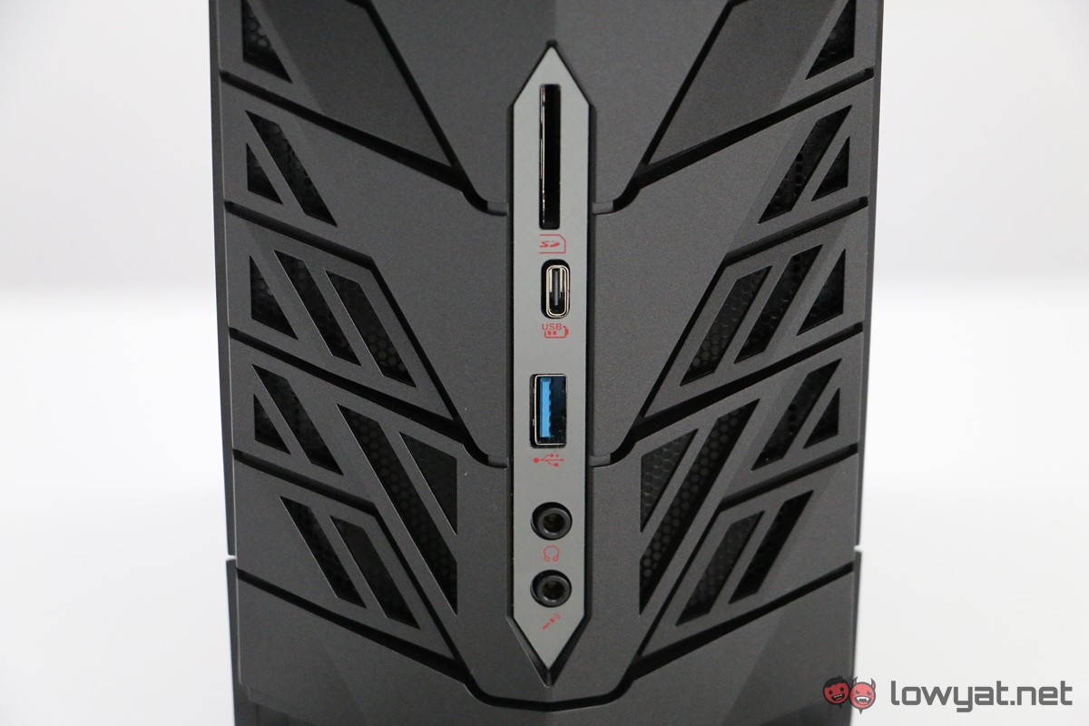 Acer-Predator-G1-PC-Gaming-Review-IMG_0949