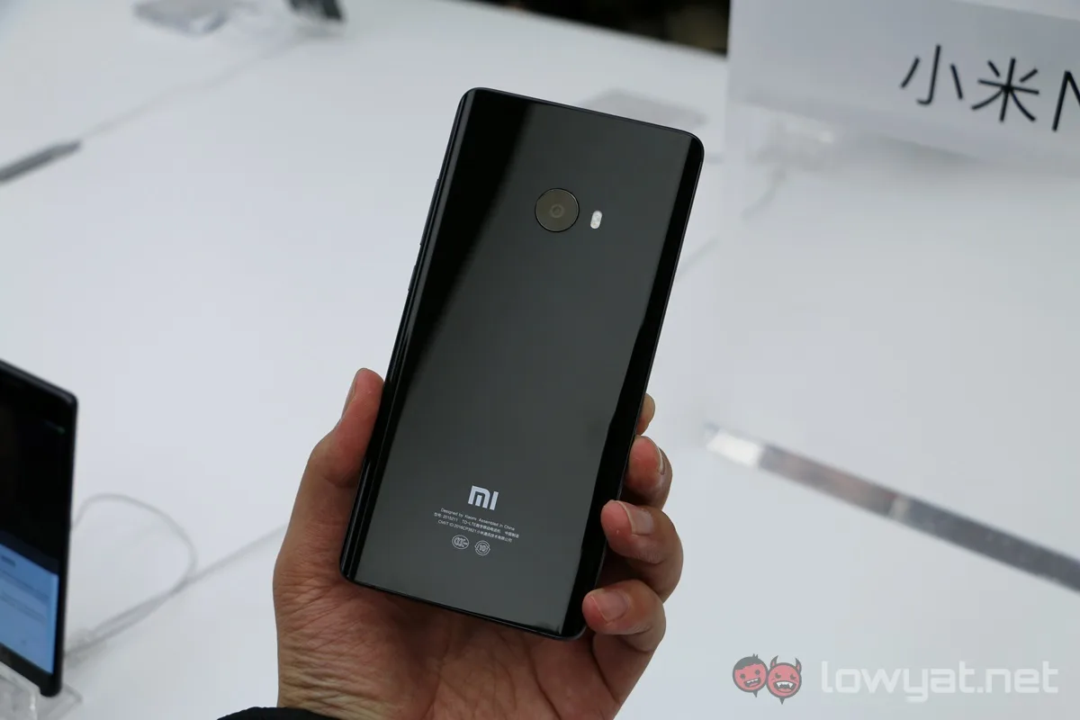xiaomi-mi-note-2-hands-on-11