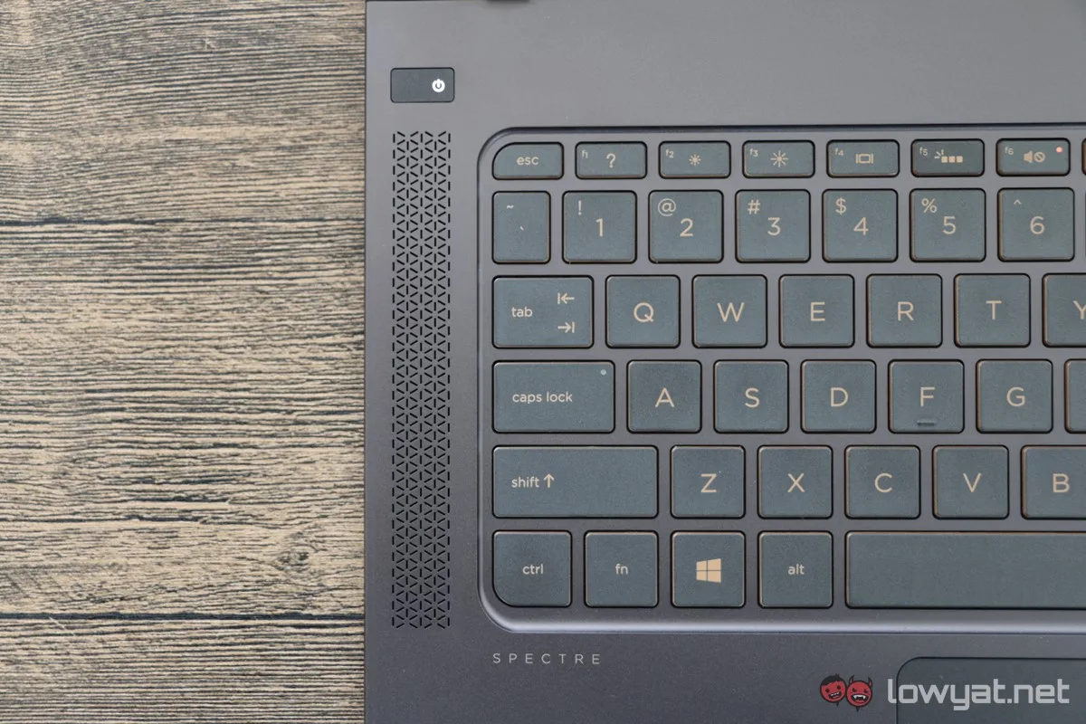 HP-Spectre-13-Laptop-Review-008