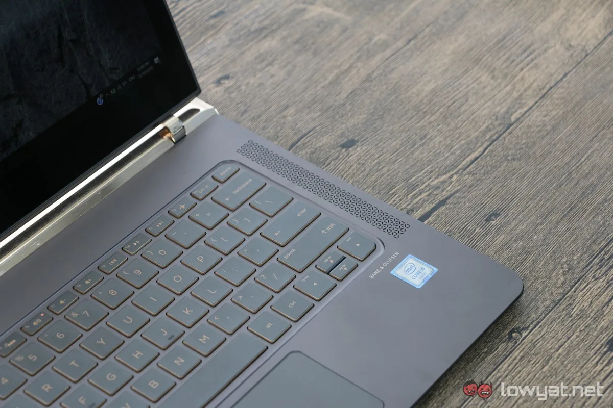 HP-Spectre-13-Laptop-Review-015
