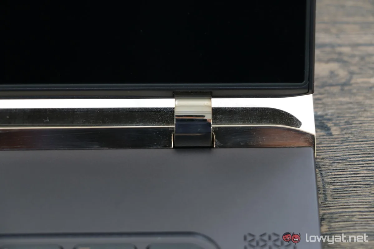 HP-Spectre-13-Laptop-Review-016
