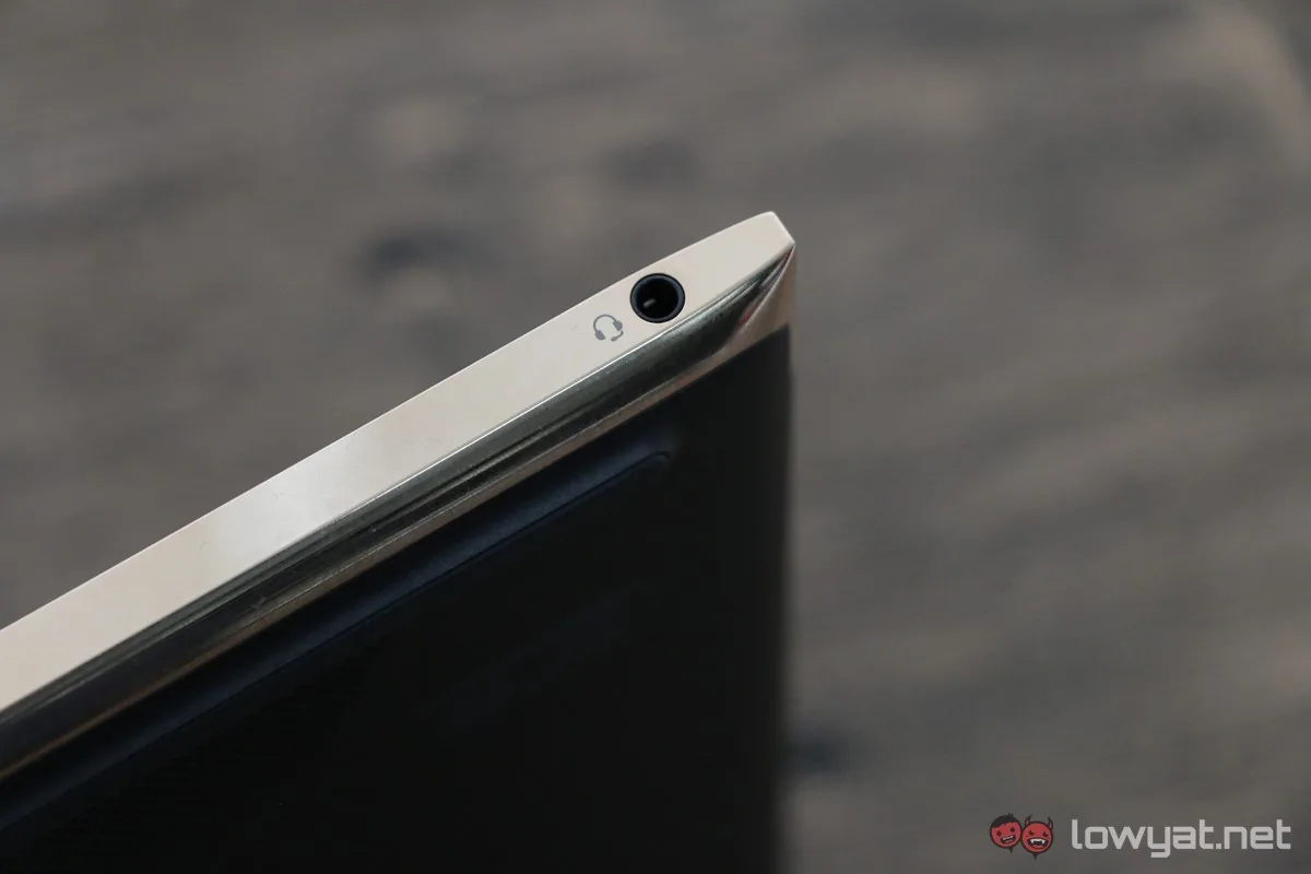 HP-Spectre-13-Laptop-Review-027