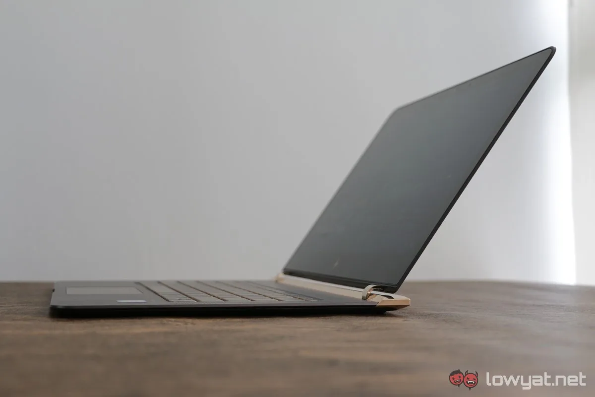 HP-Spectre-13-Laptop-Review-058
