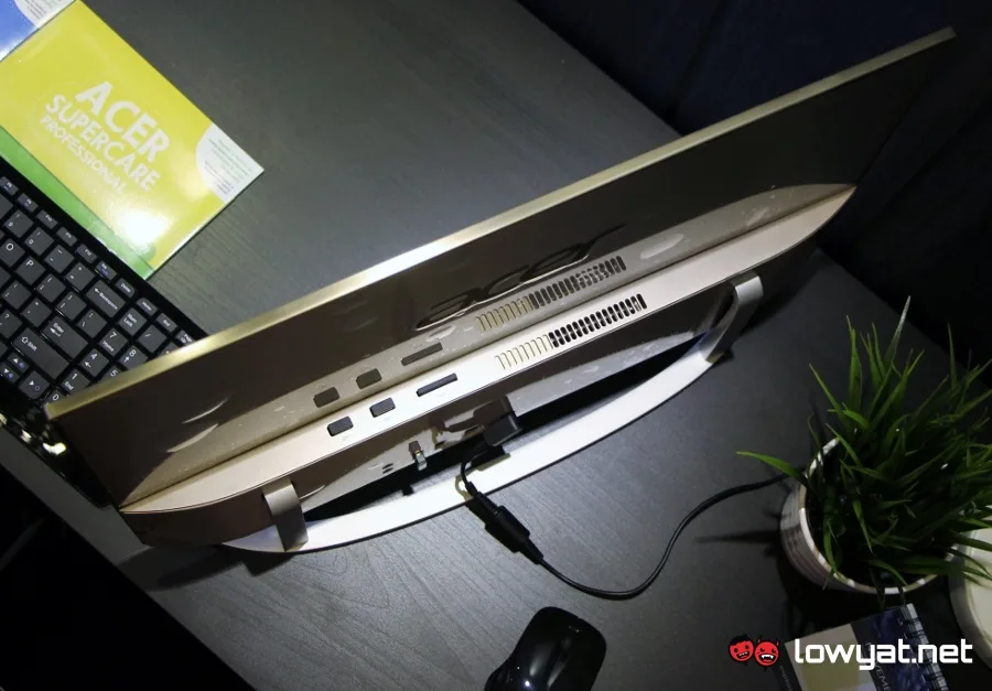 LYN-Acer-Aspire-C22-MY03