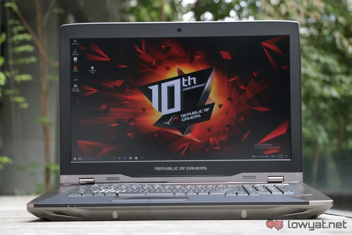 MSI-GT-83-SLI-Asus-GX-800-Laptop-Comparison-Review-IMG_7926