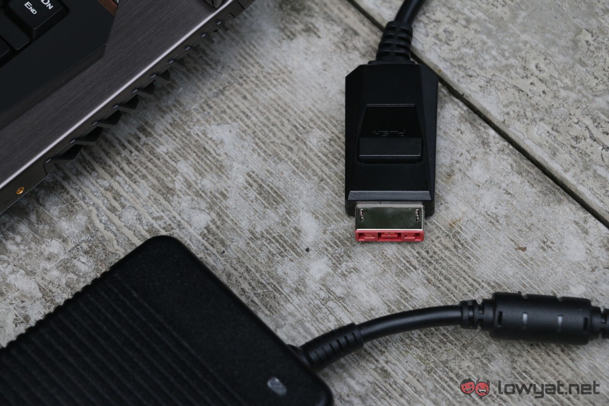 MSI-GT-83-SLI-Asus-GX-800-Laptop-Comparison-Review-IMG_8002