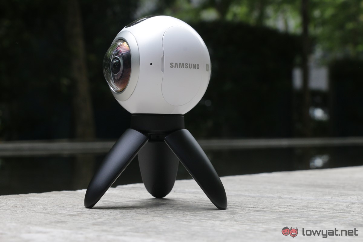 Samsung-Gear-360-Camera-Lightning-Review-18