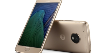 Moto G5 Plus Front and Back