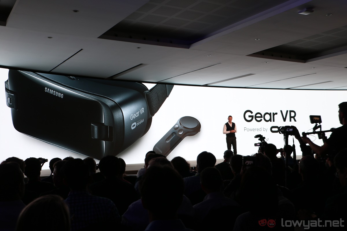 MWC 2017: Samsung Releases New Gear VR Headset, Complete With New ...