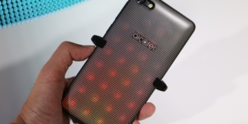 alcatel a5 led hands on 4