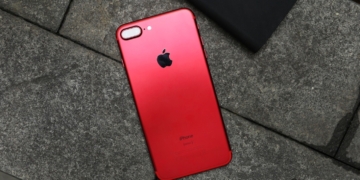 iPhone 7 Plus Product RED 032