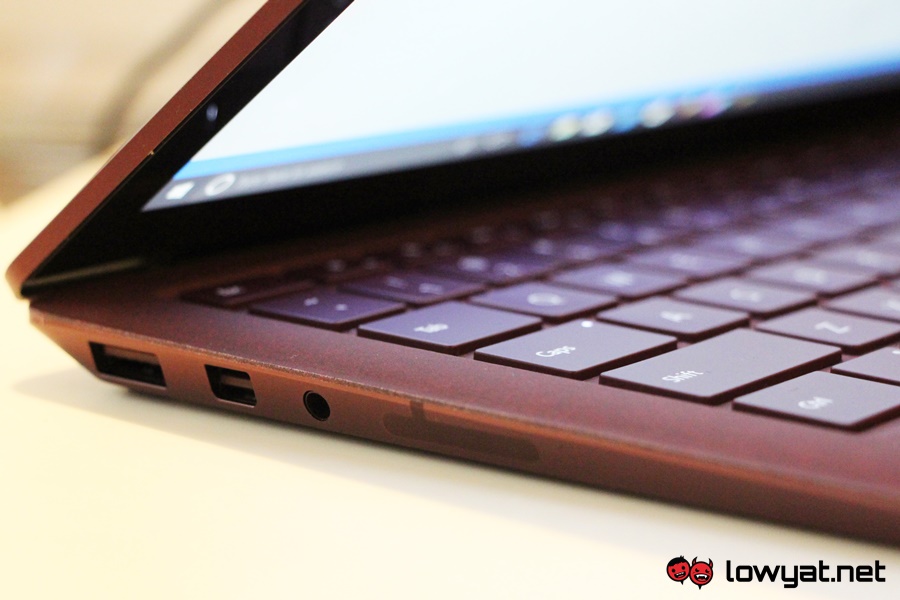 Microsoft Surface Laptop