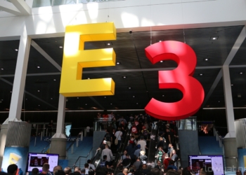 E3