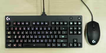logitech g pro keyboard mouse 21