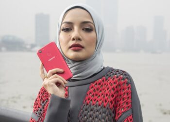 OPPO F5 6GB Red Edition