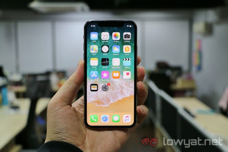 iPhone X