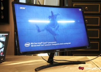 Acer ED242QR