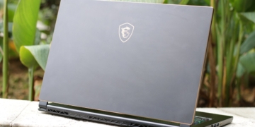 msi gs65 stealth back