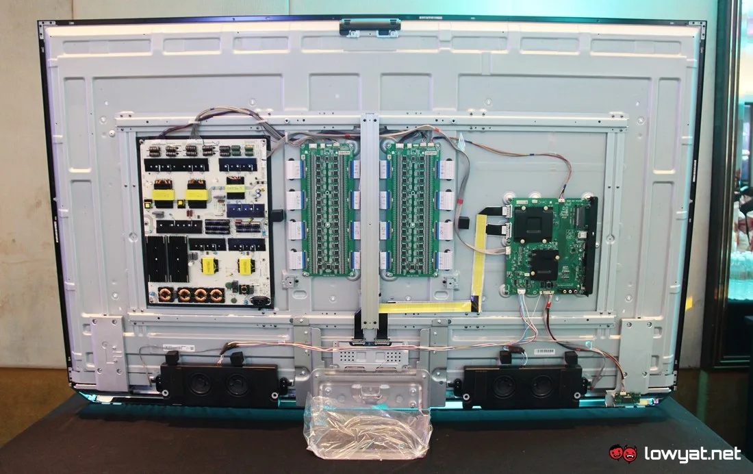 The contents within Hisense U9A ULED TV.