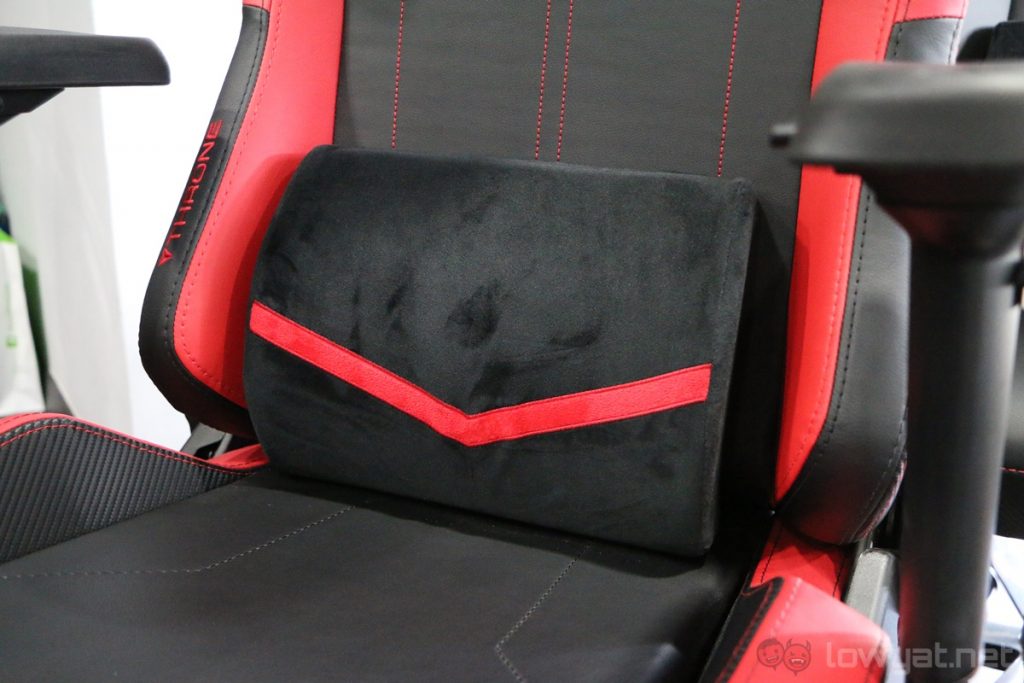 secretlab omega throne 2018 lr 7