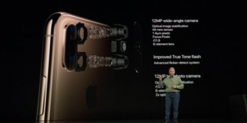 Apple iphone xs camera 2
