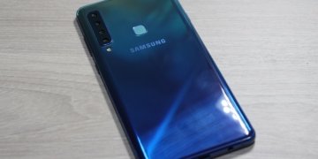 Samsung Galaxy A9 2018 back