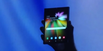 Samsung foldable smartphone open 2