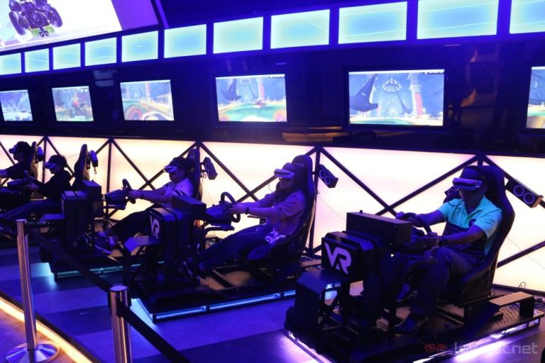 VAR Live Malaysia Is A VR Theme Park With 13 Games; Now Open In MyTOWN