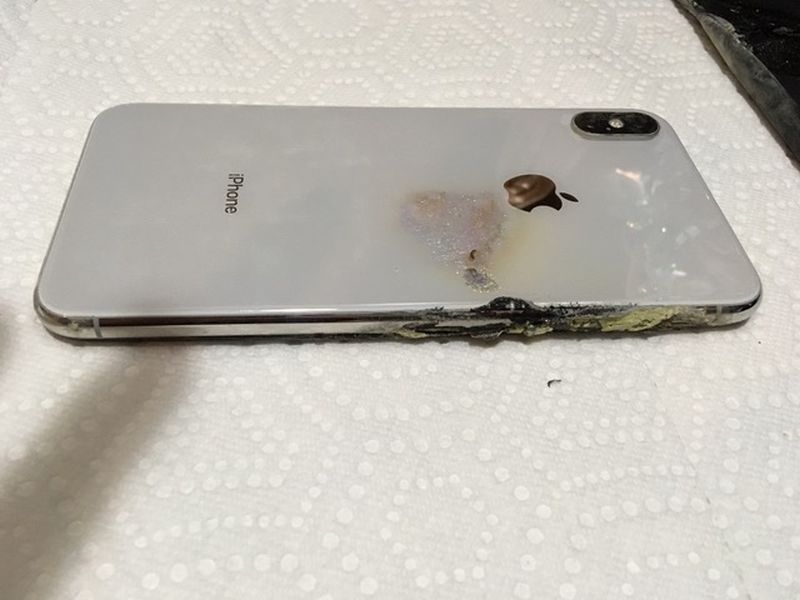 iphone xs max exploded 2