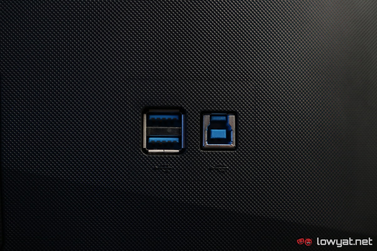 Acer Predator X27 usb 3.0 ports back