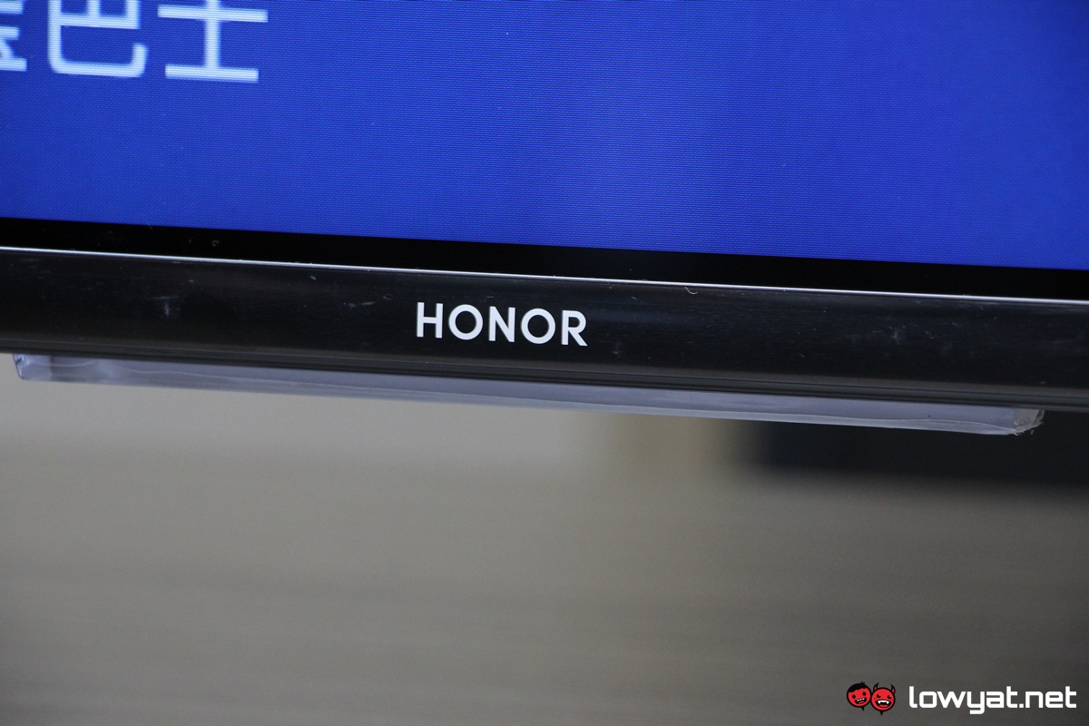 Honor Vision Pro label