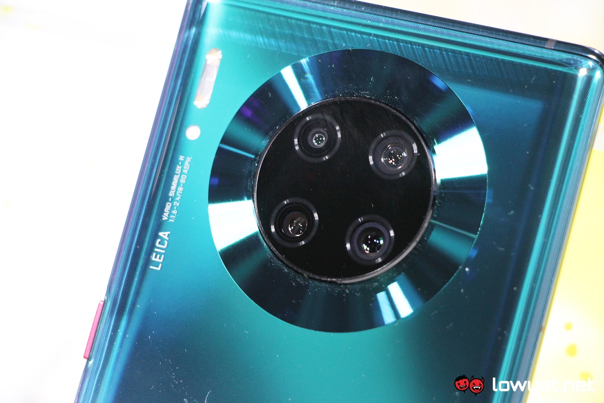 Huawei Mate 30 Pro quad camera module close up