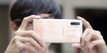 Samsung Galaxy Note10 Plus camera shooting