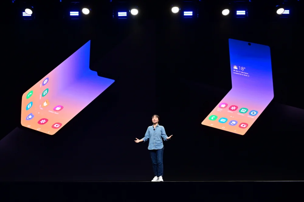 Samsung foldable phone concept SDC 2019
