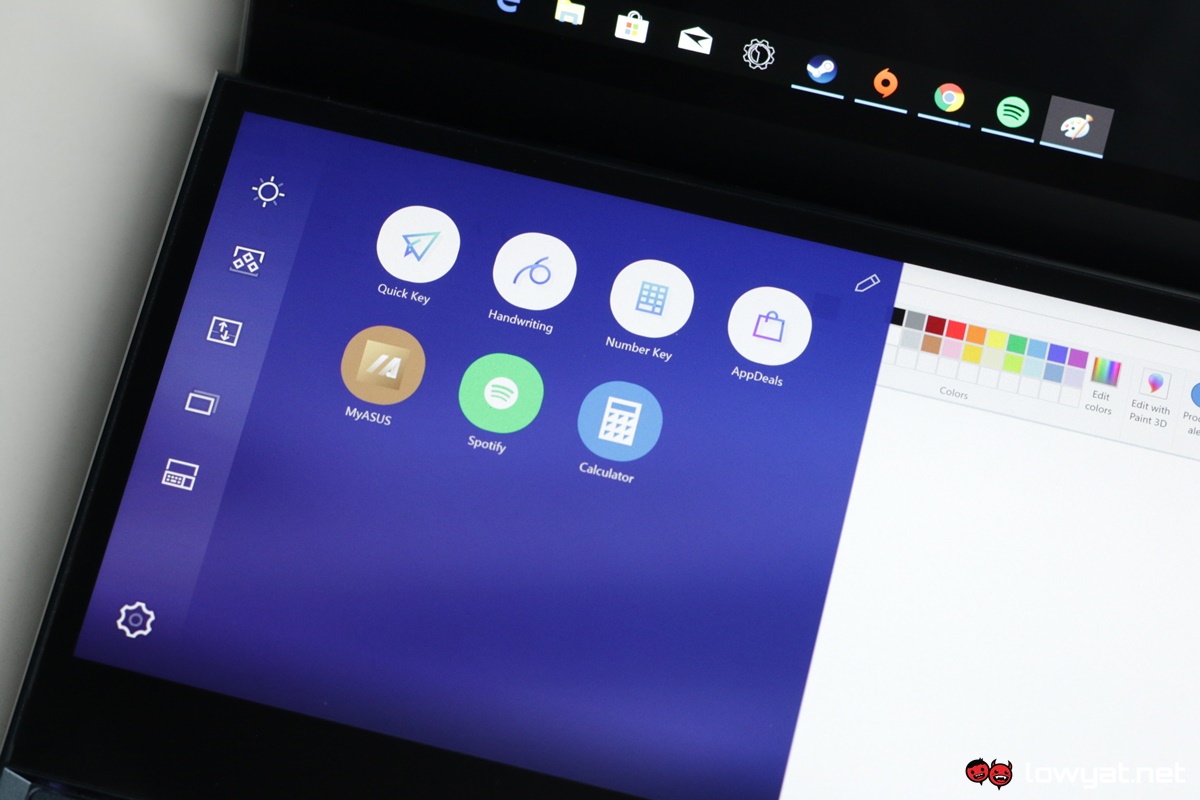 ASUS ZenBook Pro Duo ScreenPad Plus 1