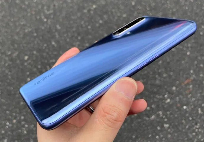 realme X50 5G live image