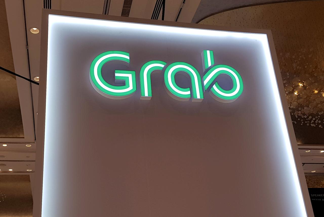 Grab GrabFood GrabMart