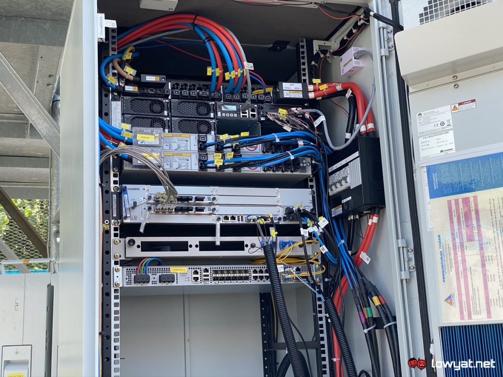 A Peek Inside TM 5G NR Base Station  Delivering 5G On 700MHz and C Band Simultaneously - 41