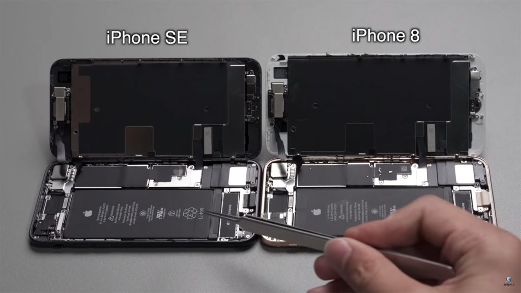 iPhone SE 2020  The Return Of Compact Phones  Not Really - 34